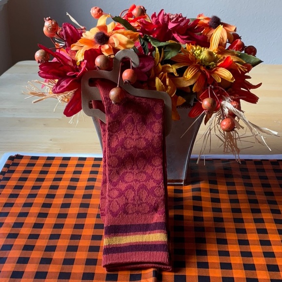 🍁🍂🍁 COACH SIGNATURE CALF SOCKS 🍁🍂🍁 NWT 🍁🍂🍁 - Picture 14 of 16